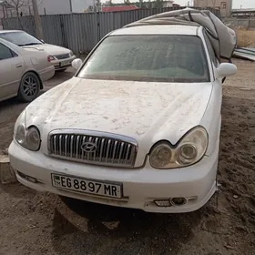 Hyundai Sonata 2001