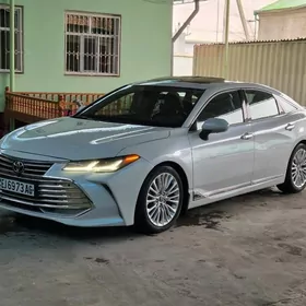Toyota Avalon 2019