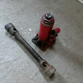 forland açar damkyrat