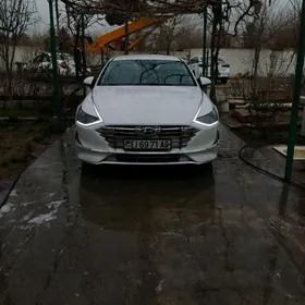 Hyundai Sonata 2021