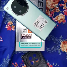 инфиникс зеро 40