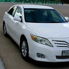 Toyota Camry 2011