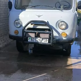 UAZ Profi 1999