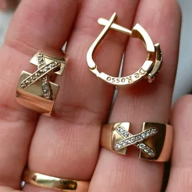 Gyzyl komplekt brilyant