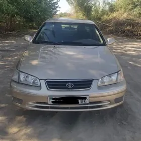 Toyota Camry 1998