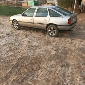 Opel Vectra 1990