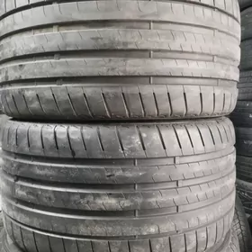 275 30 19 BRIDGESTONE