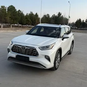 Toyota Highlander 2020