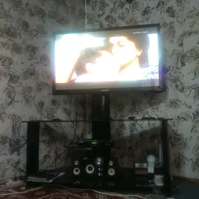 паставка с телевизорам тунер