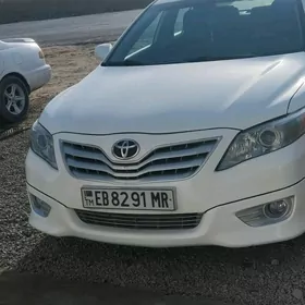 Toyota Camry 2010