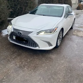 Lexus ES 350 2020
