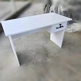 kompyuter kassa stol parta сто