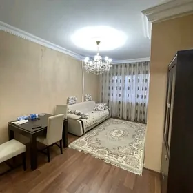 1 перед в 2 ком 9/5 этаж Мир 4