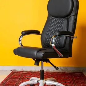 Кожа кресло.Koźa kreslo gara