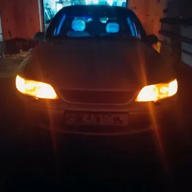 Opel Vectra 2000