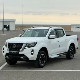 Nissan Navara 2025