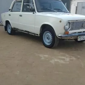 Lada 2104 1980