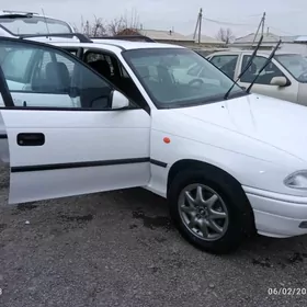 Opel Astra 1995