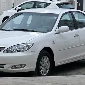Toyota Camry 2004