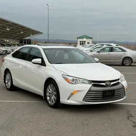 Toyota Camry 2017