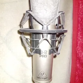 B 2 behringer mikrafon kan ula