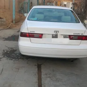 Toyota Camry 1997