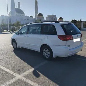 Toyota Sienna 2008