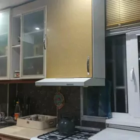 6mkr. 3 komnaty 1 etaj