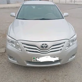 Toyota Camry 2010