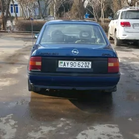 Opel Vectra 1992