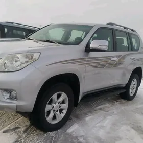 Toyota Land Cruiser Prado 2011