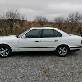 BMW 525 1992