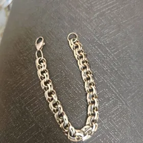 Gyzyl kardinal braslet