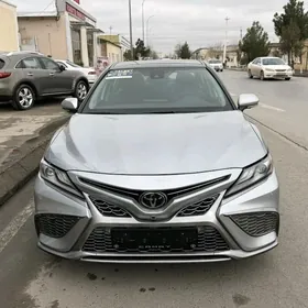 Toyota Camry 2023