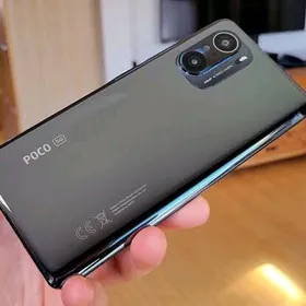 POCO F3