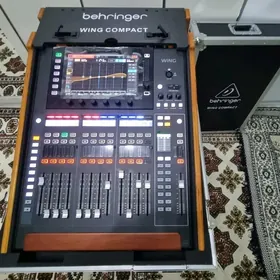 Wing compact toy aparat dynaco