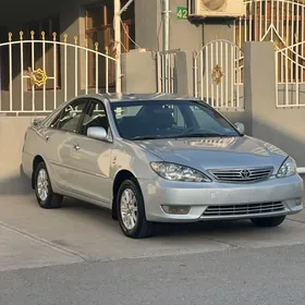 Toyota Camry 2005
