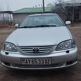 Toyota Avensis 2002