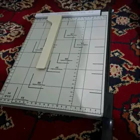 Резак/ Kitap ucin kesyan enjam