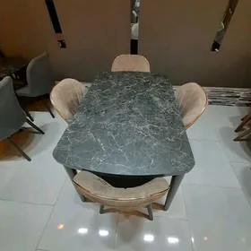 4 кишилик стол стул