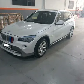 BMW X1 2012