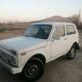 Lada Niva 1984