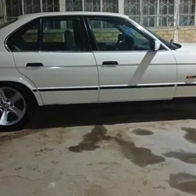 BMW 528 1988
