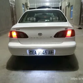 Toyota Corolla 2000