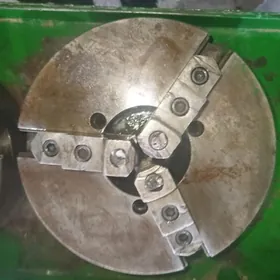 токарный патрон 310