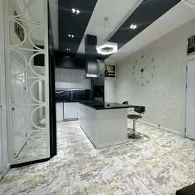 Срочно!!!Центр!Т.Ц.Аркач 5 ком