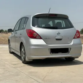 Nissan Versa 2010