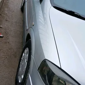 Opel Astra 2003