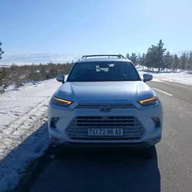 Toyota Grand Highlander 2024