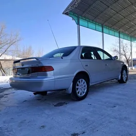 Toyota Camry 2000